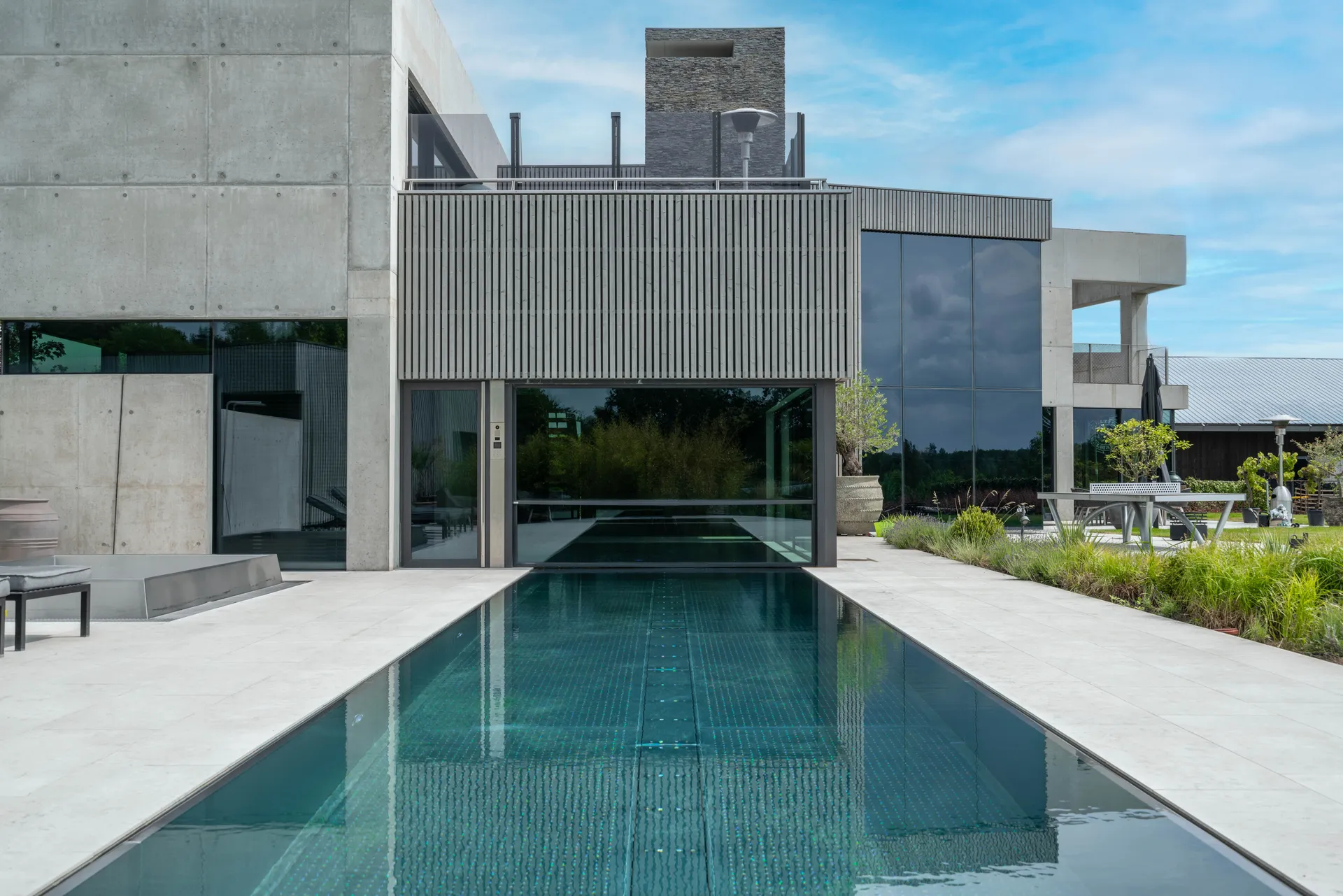 Steelpool reference case